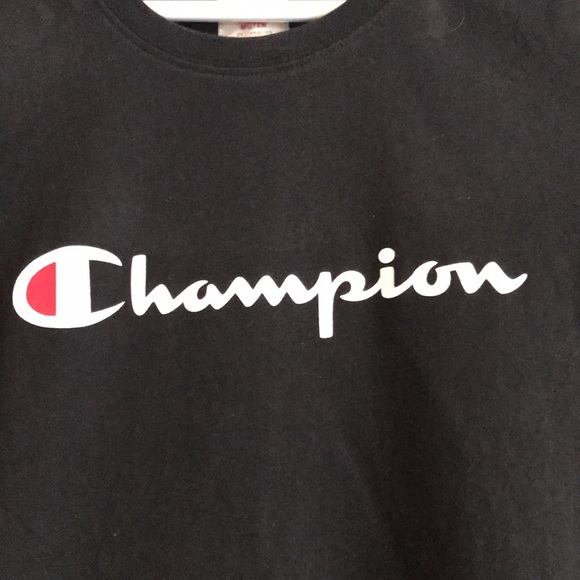 CHAMPION Women’s Tee - Picture 3 of 6